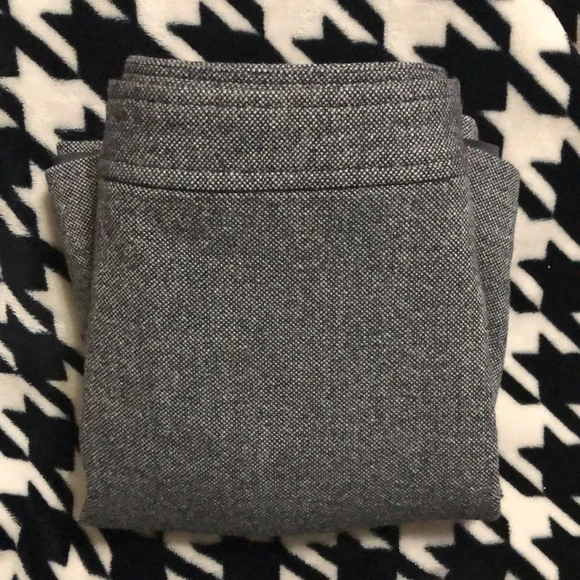 Banana Republic Stretch Mini Skirt - Picture 11 of 12